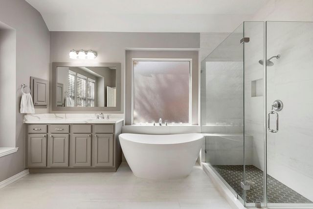 14 Mammoth Springs Court, The Woodlands, TX 77382