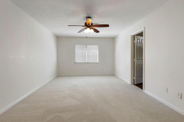 14 Mammoth Springs Court, The Woodlands, TX 77382