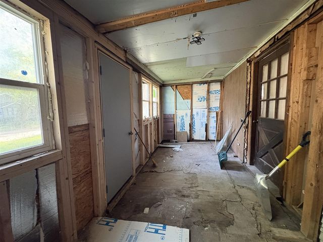220 Parker Avenue, Benton Harbor, MI 49022