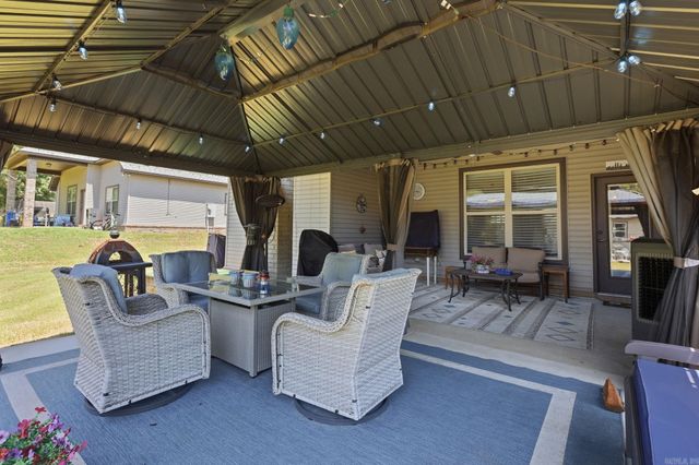 4023 Lantern Hill Drive, Benton, AR 72019
