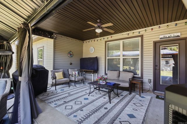 4023 Lantern Hill Drive, Benton, AR 72019