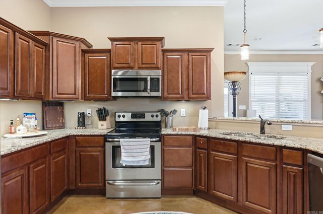 4023 Lantern Hill Drive, Benton, AR 72019