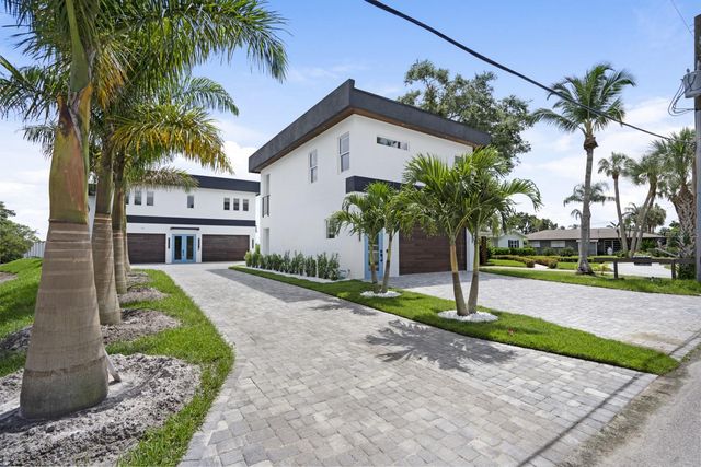 711 TROPICAL DRIVE, Bradenton, FL 34208