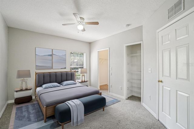 2420 E IDA STREET, Tampa, FL 33610