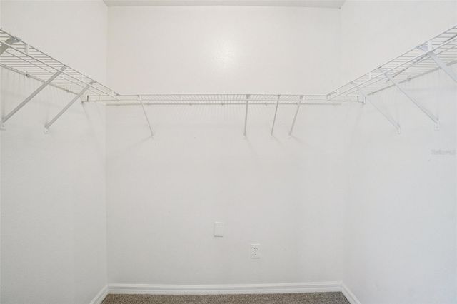 2420 E IDA STREET, Tampa, FL 33610