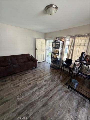 936 N Laurel, Ontario, CA 91762