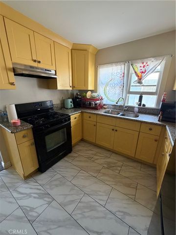 936 N Laurel, Ontario, CA 91762