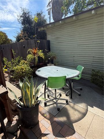 936 N Laurel, Ontario, CA 91762
