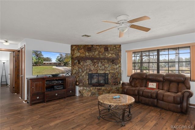 4414 E Shorewood Drive, Hernando, FL 34442