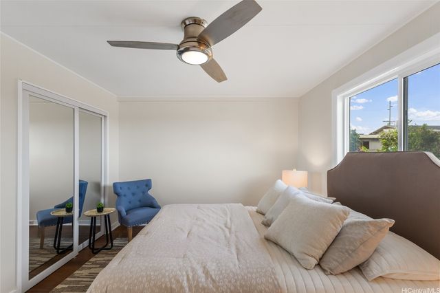 923 Upalu Street, Pearl City, HI 96782