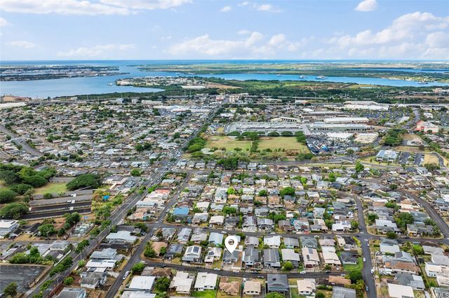 923 Upalu Street, Pearl City, HI 96782