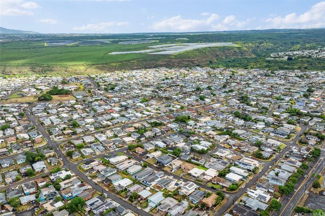 923 Upalu Street, Pearl City, HI 96782