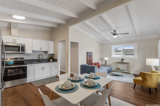 923 Upalu Street, Pearl City, HI 96782