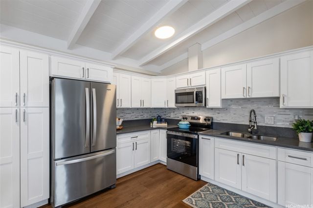 923 Upalu Street, Pearl City, HI 96782