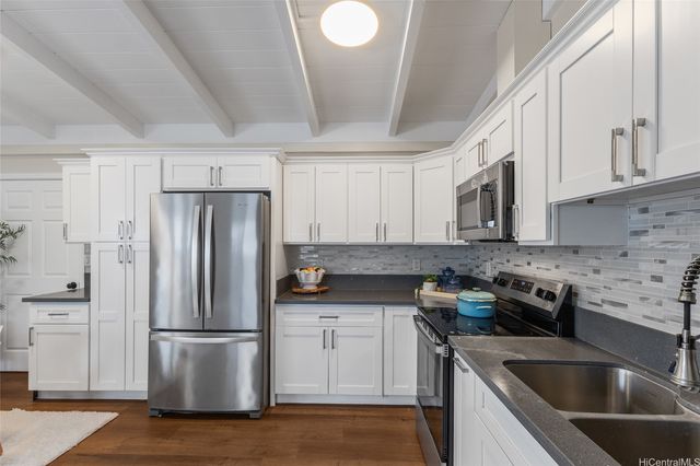 923 Upalu Street, Pearl City, HI 96782