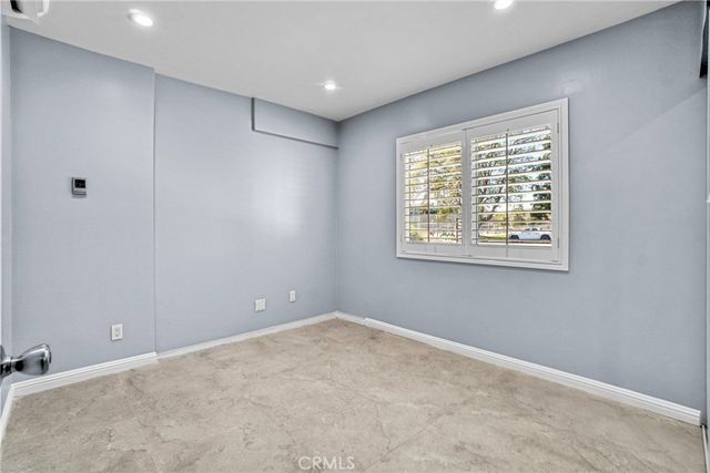 9410 Zelzah Avenue, Northridge, CA 91325