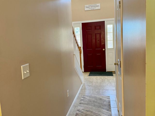 1 Olde Bridge Lane, Epping, NH 03042