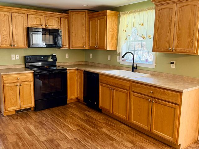 1 Olde Bridge Lane, Epping, NH 03042