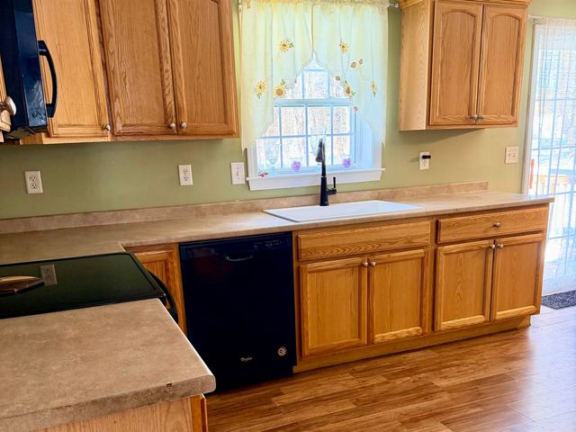 1 Olde Bridge Lane, Epping, NH 03042