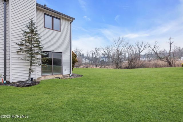 246 Plum Drive, Marlboro, NJ 07746