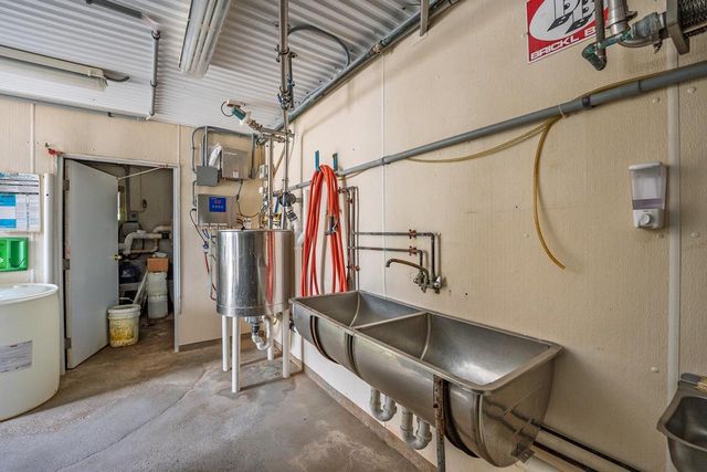 E9450 B Road, Sauk City, WI 53583