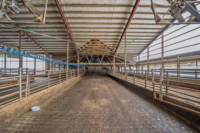 E9450 B Road, Sauk City, WI 53583