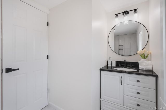 4421 State Route 9G, Germantown, NY 12526