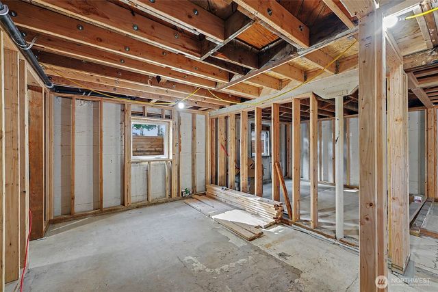 5220 64th Street W, University Place, WA 98467