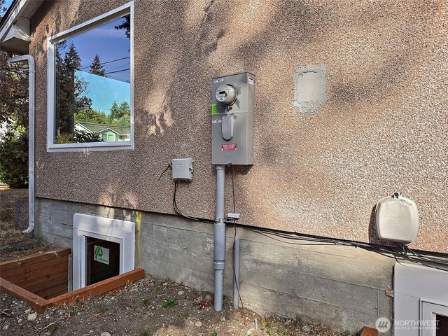 5220 64th Street W, University Place, WA 98467
