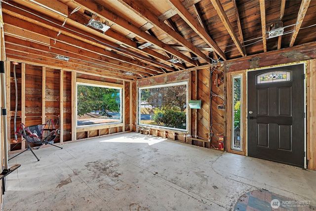 5220 64th Street W, University Place, WA 98467