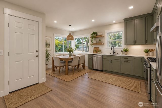 5220 64th Street W, University Place, WA 98467