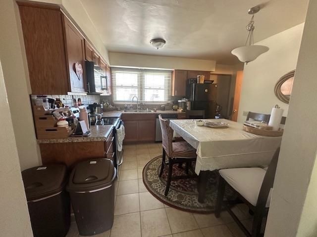 6604-6606 Columbus Drive, Middleton, WI 53562