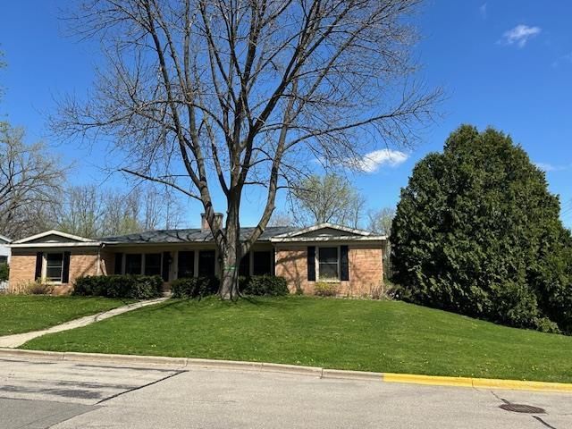 6604-6606 Columbus Drive, Middleton, WI 53562