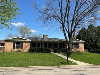 6604-6606 Columbus Drive, Middleton, WI 53562