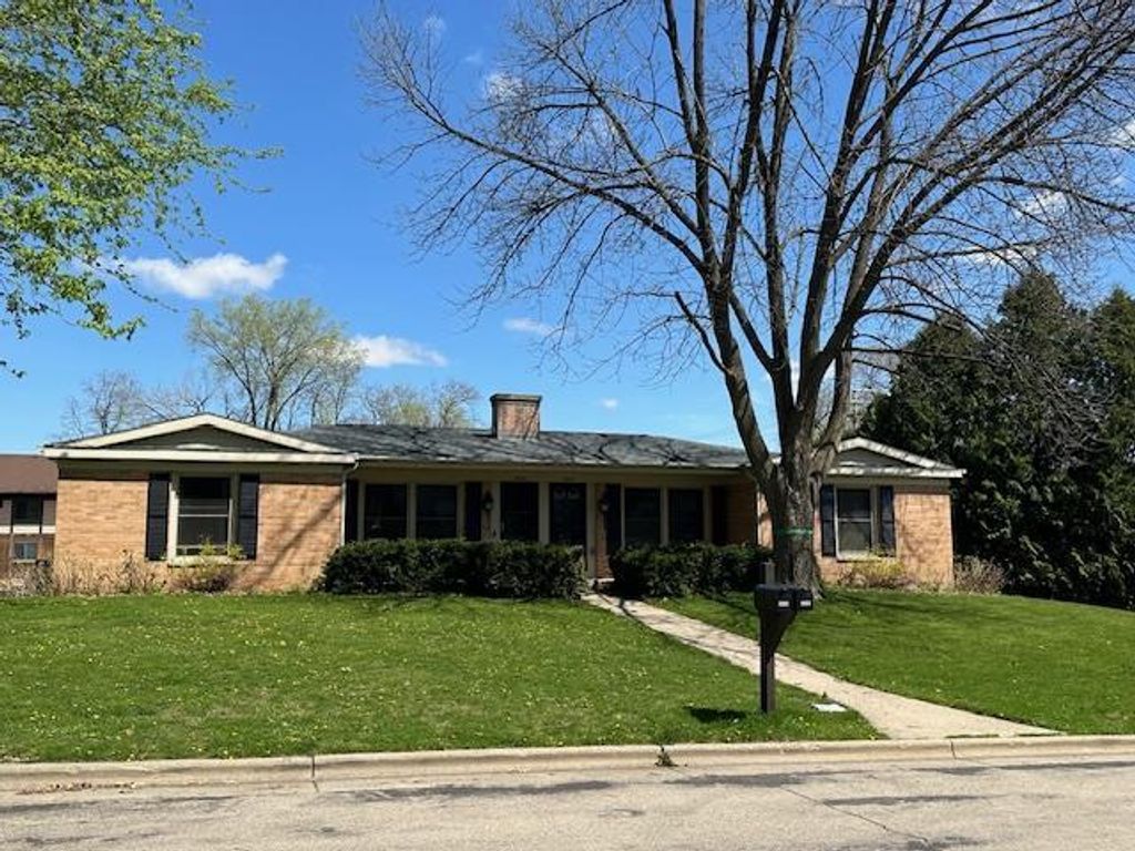 6604-6606 Columbus Drive, Middleton, WI 53562