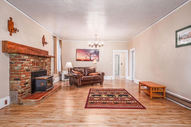 206 E McDowell Ave, Alturas, CA 96101