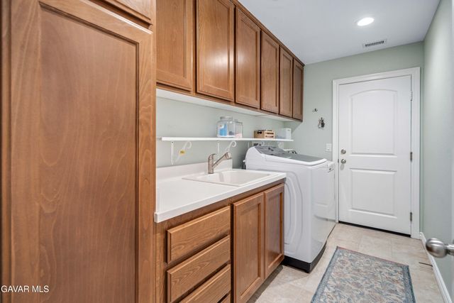 43837 Madison Court, Lancaster, CA 93536