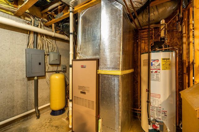 W2948 County Road C, Montello, WI 53949