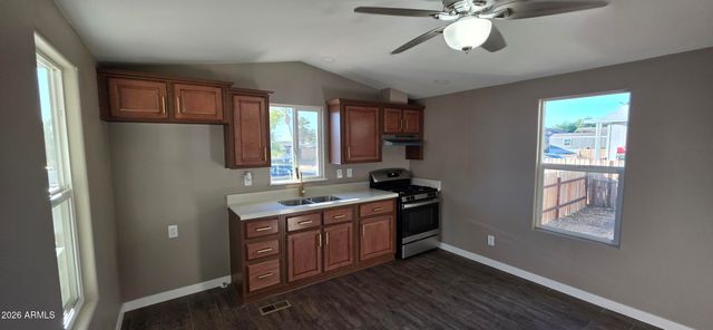 525 S 89TH Way, Mesa, AZ 85208