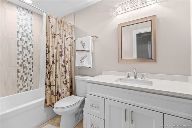 10132 S Keeler Avenue, Oak Lawn, IL 60453