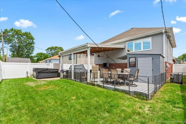 10132 S Keeler Avenue, Oak Lawn, IL 60453