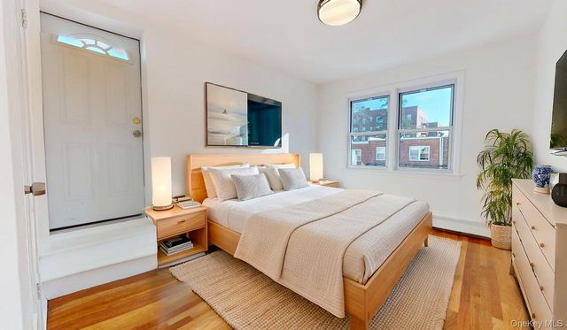 105-28 63rd Road 2, Forest Hills, NY 11375