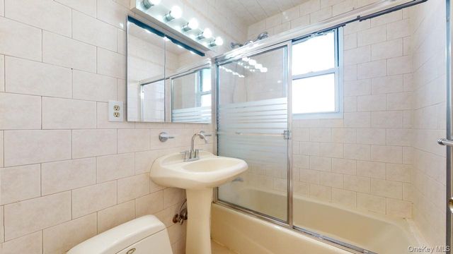 105-28 63rd Road 2, Forest Hills, NY 11375