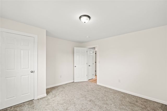 2135 Columbus Road, Springfield, OH 45503