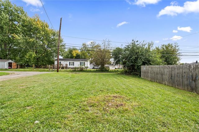 2135 Columbus Road, Springfield, OH 45503
