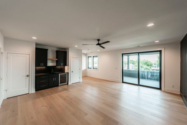 928 11th Ave, N, Nashville, TN 37208