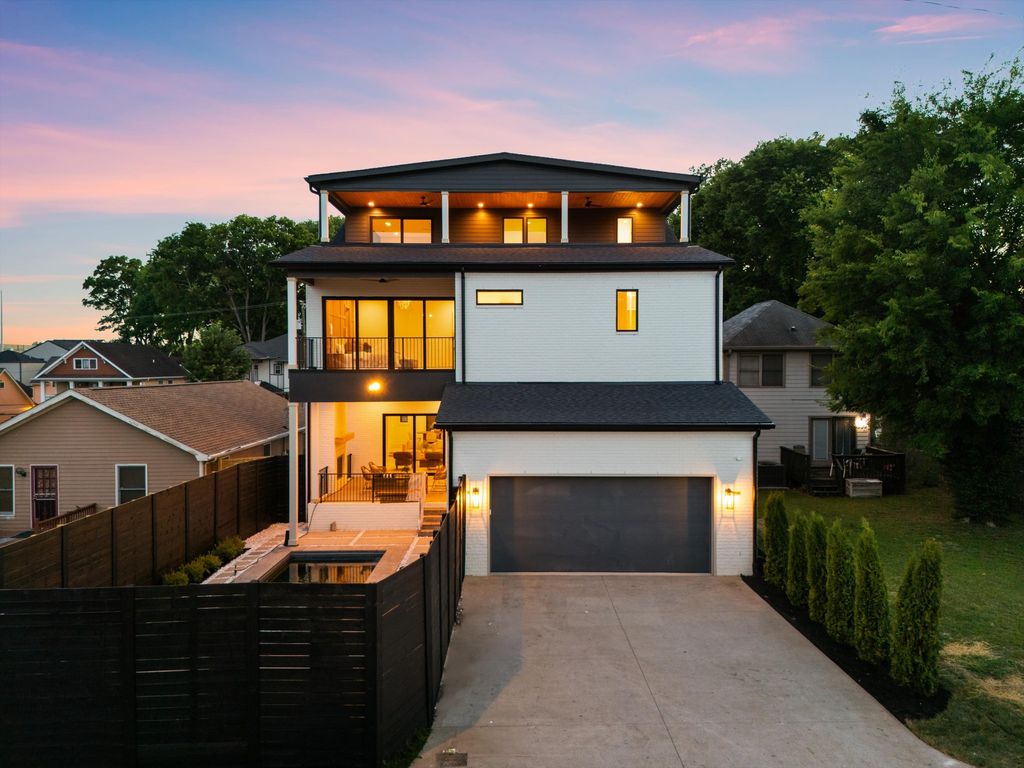 928 11th Ave, N, Nashville, TN 37208