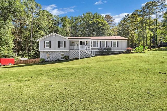 4148 Log Cabin Court, Douglasville, GA 30135