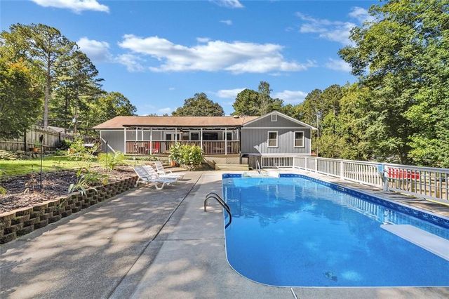 4148 Log Cabin Court, Douglasville, GA 30135