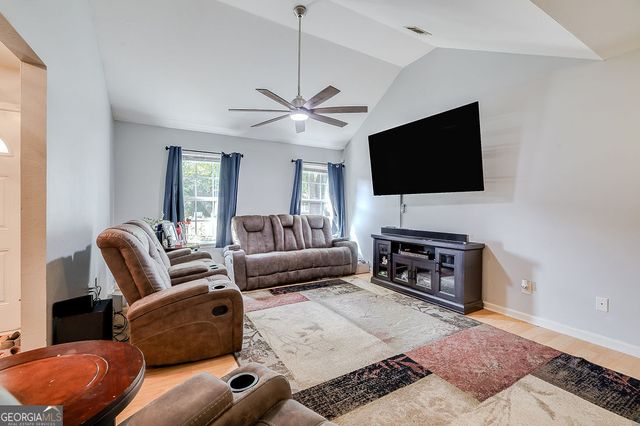 196 Walker Drive, Guyton, GA 31312